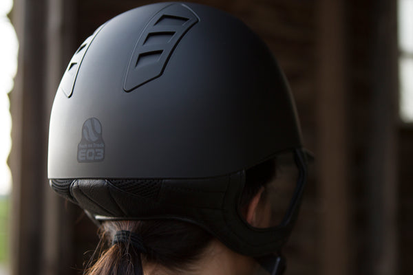 EQ3 Smooth Helmet - Black